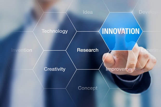 Innovation concept, consultant in management doing presentation