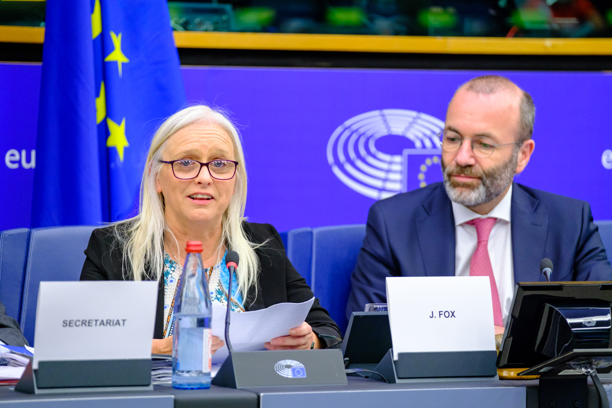 Jackie FoxJackie Fox și Manfred Weber, președintele Grupului PPE