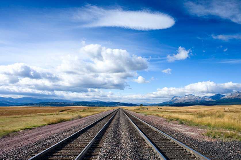 Railroad tracks [nid:30156]