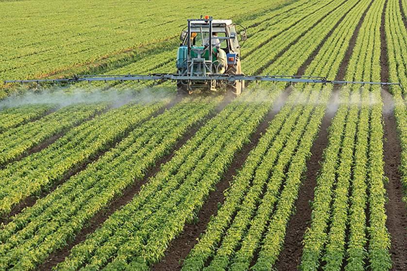 Spraying a field