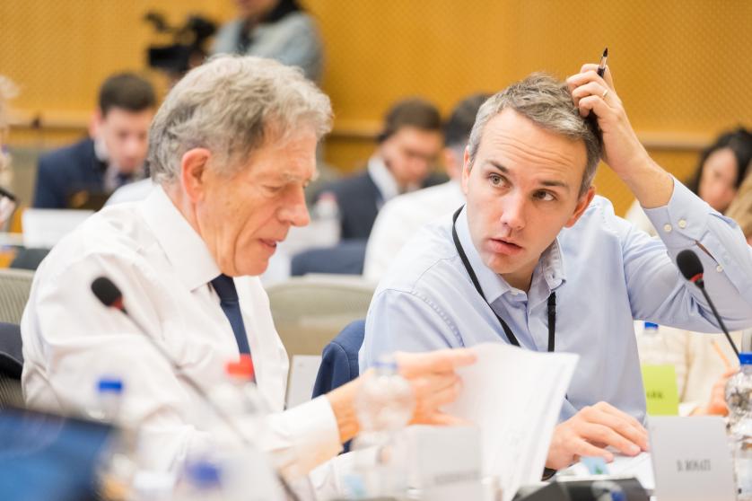 Tom Vandenkendelaere MEP (right)