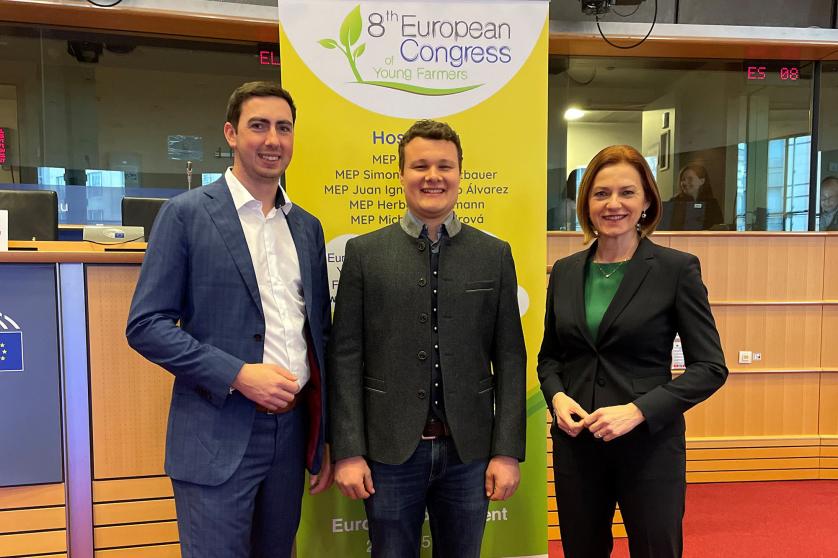 Alexander Bernhuber MEP and Simone Schmiedtbauer MEP together with the Austrian winner of the EPP Group Young Farmers