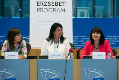 Pressekonferenz zur europäischen Vorstellung des ungarischen "Erzsébet-Programms"