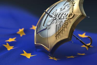 Pièce en euros représentant un parapluie sur un drapeau de l'Europe